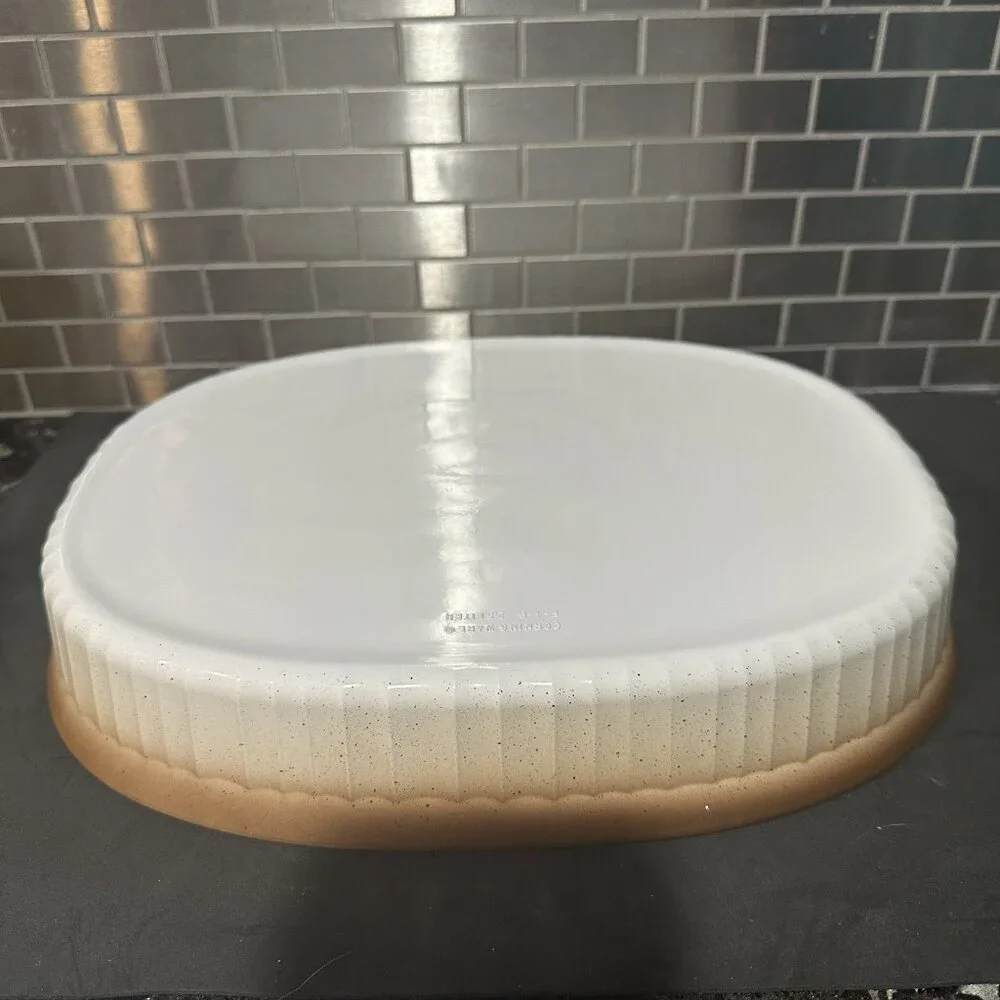 Vtg Corning Ware Oval Casserole F-4-B 2.5L French White Brown Ombre Ribbed